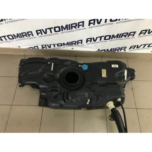 Топливный бак Peugeot 308 SW 2013-2021 9801649680